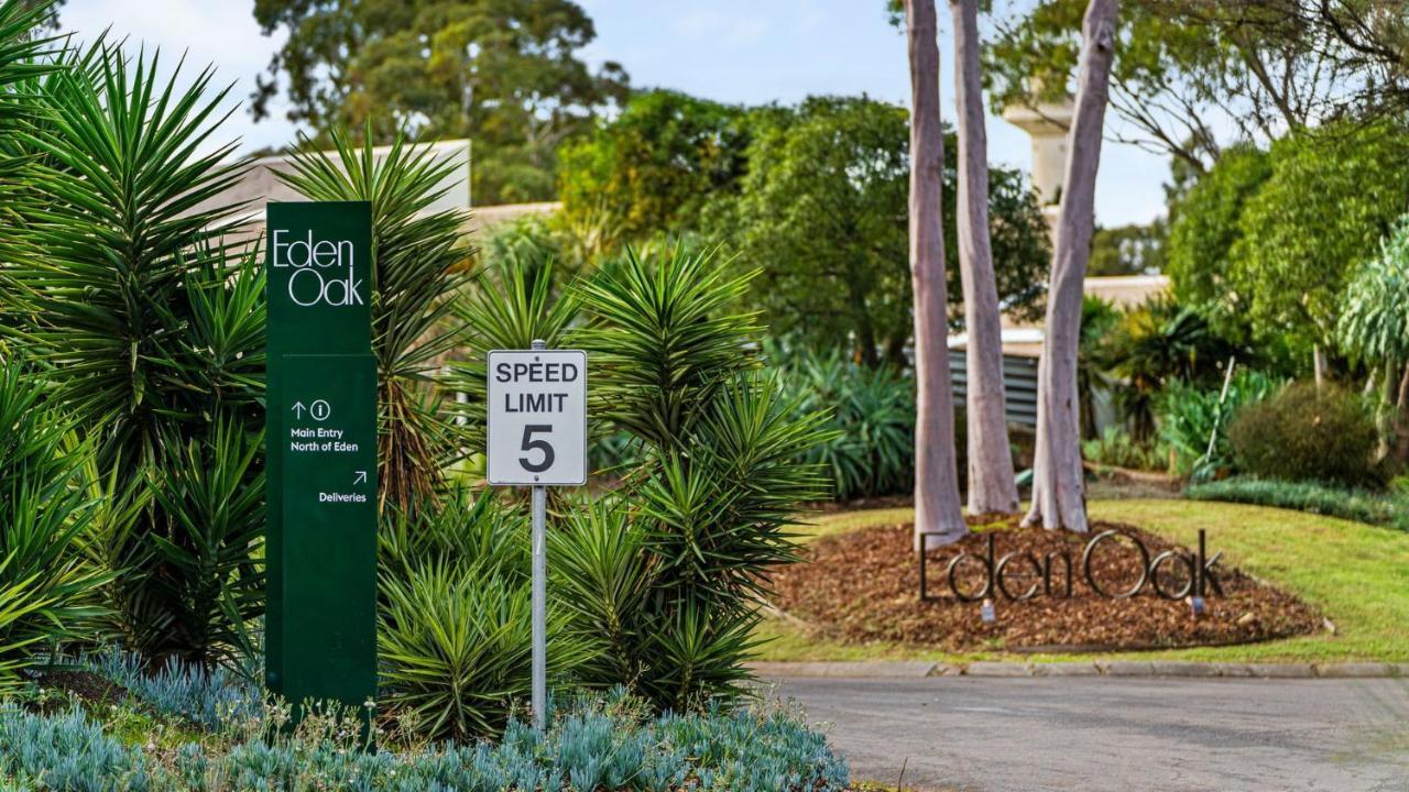 Eden Oak Geelong Hotel Exterior photo