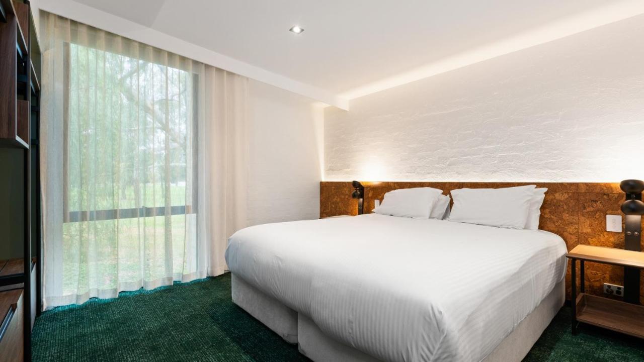 Eden Oak Geelong Hotel Exterior photo