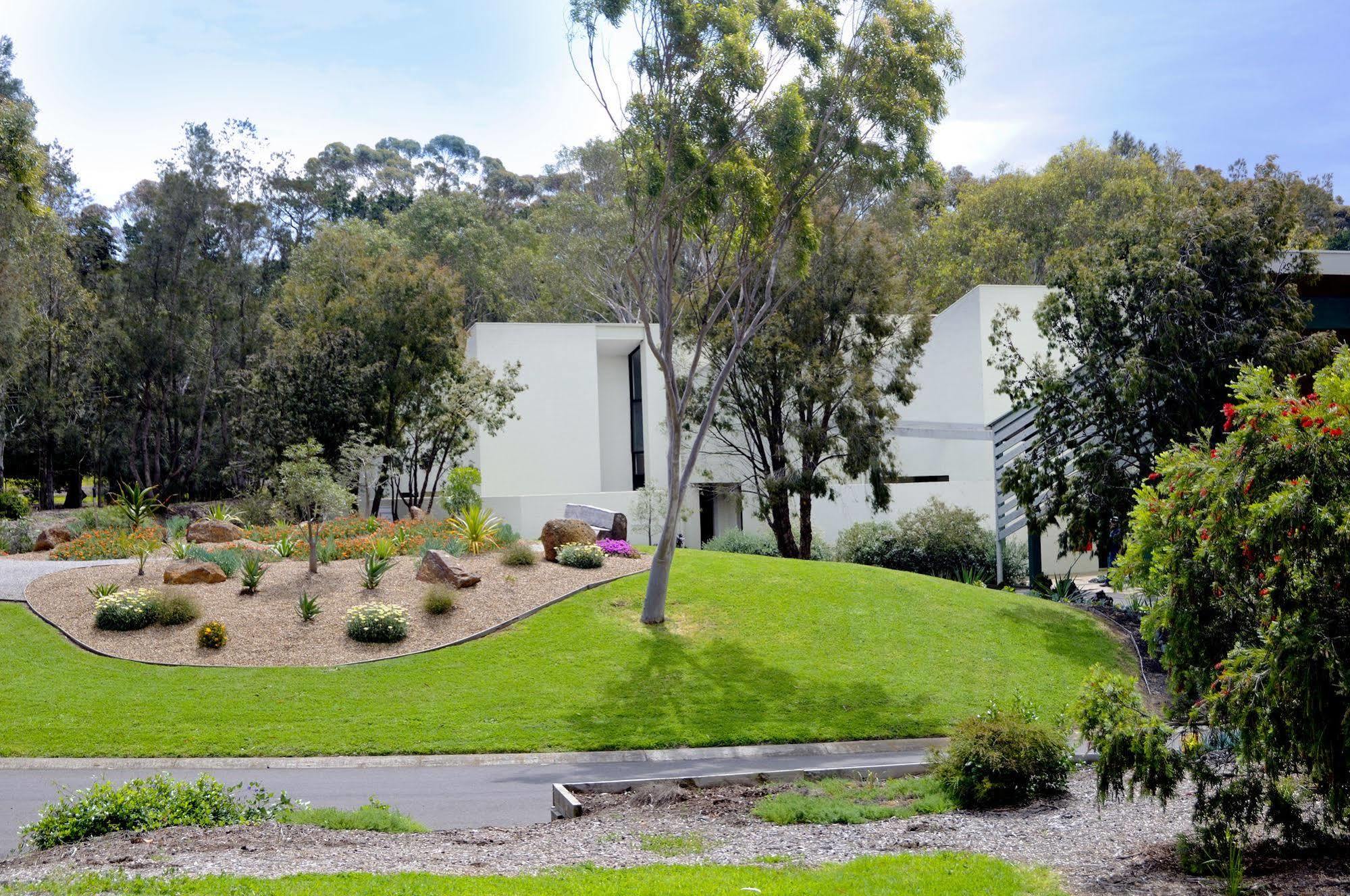 Eden Oak Geelong Hotel Exterior photo
